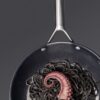 750077935 (1) Padella Antiaderente cm 28 Ceraforce Titanio - Milano nero - Zwilling